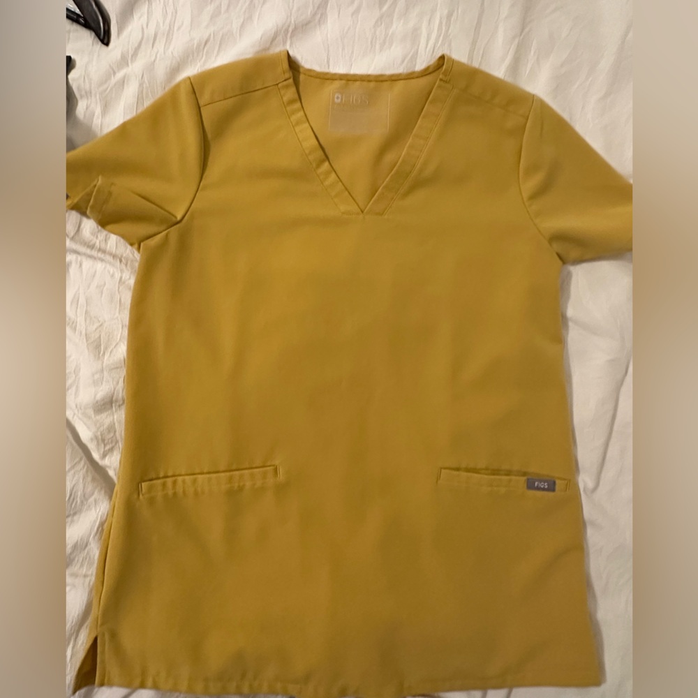 Figs women’s scrub top